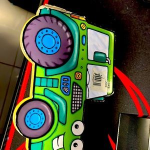 it’s blue and green and white and black The sizes for toddlers